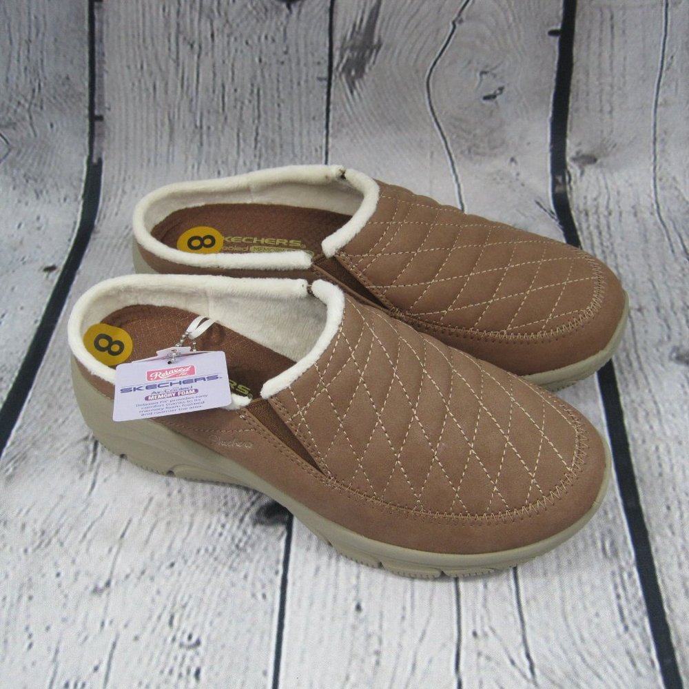 Skechers Air Cooled Women's Water Repellent Quilted Slide Comfort Shoes Size 8